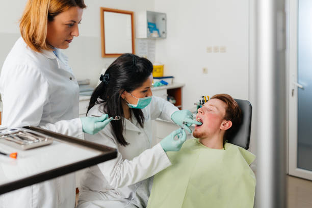 Best Emergency Root Canal Treatment in Kingsford, MI